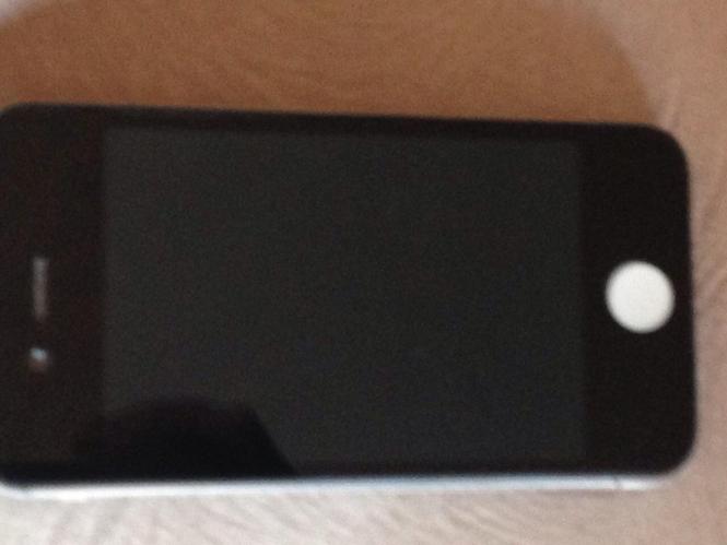 Shes iPhone 4s 