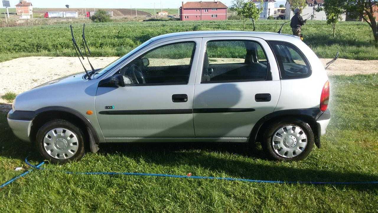 Opel-coraa