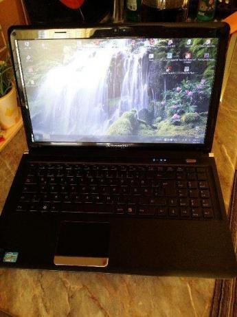 Laptop 