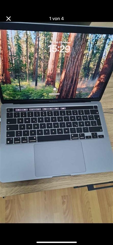 Macbook-Pro-m2