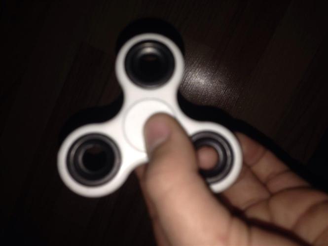 Fidget spinner 