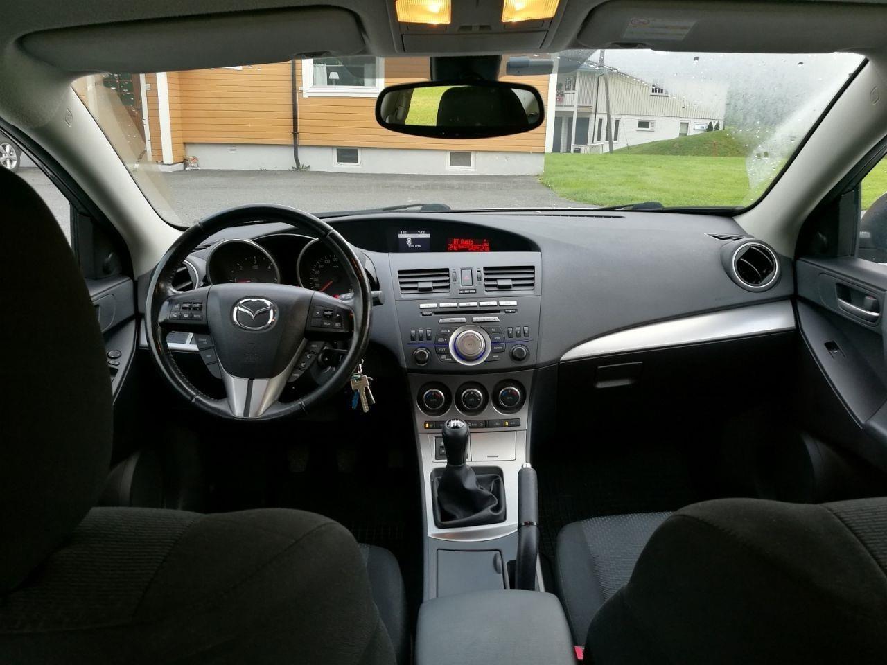 MAZDA-3
