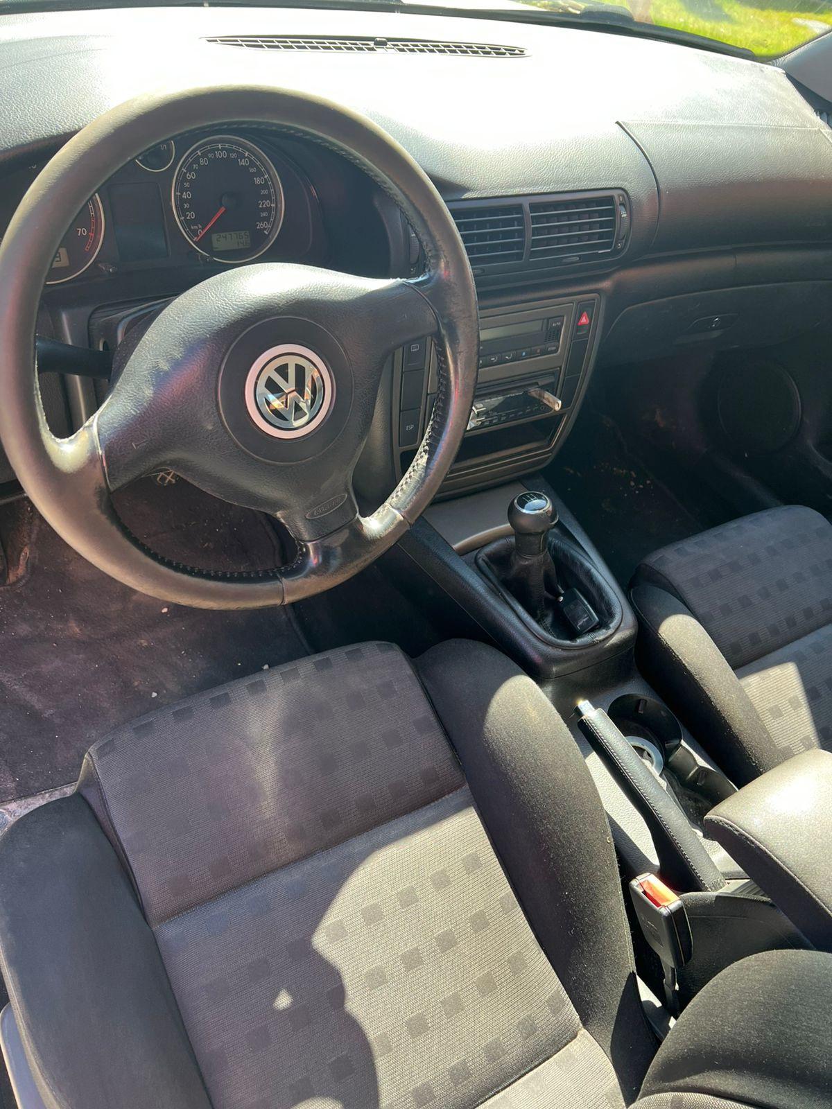 VW-Passat-1-8
