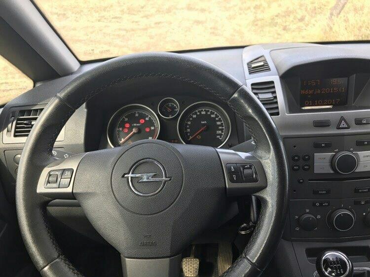 zafira
