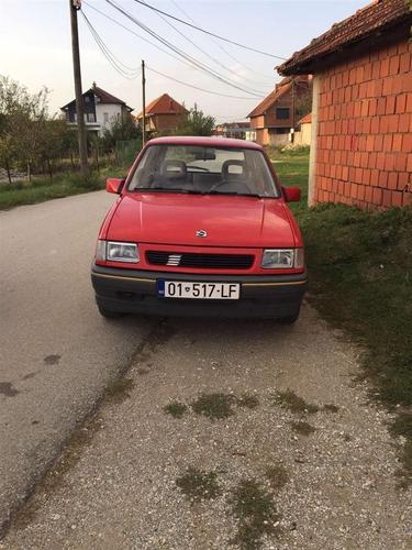 Shitet open corsa