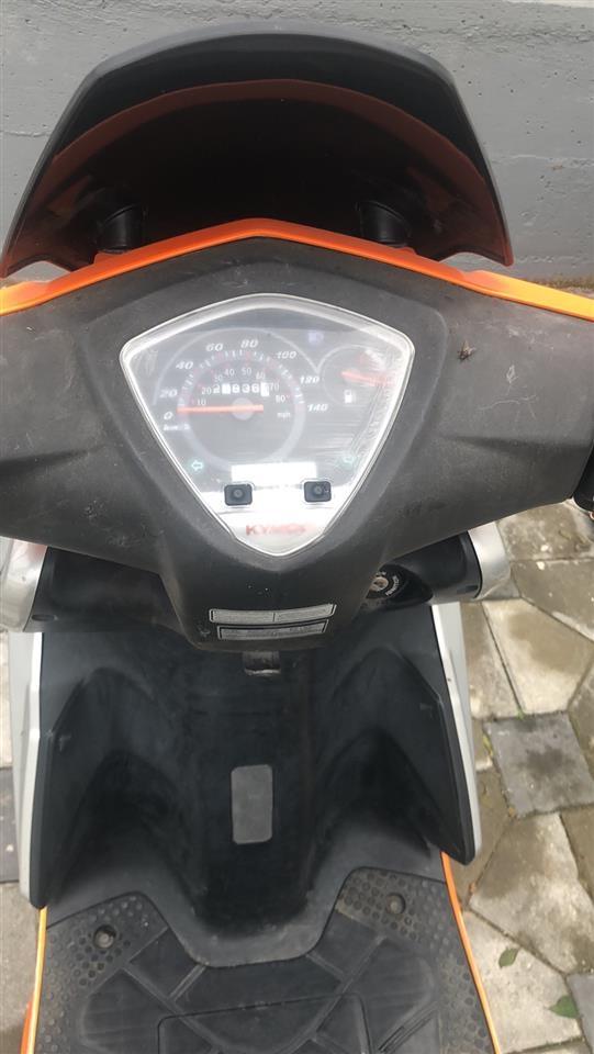 Shitet-motorri-