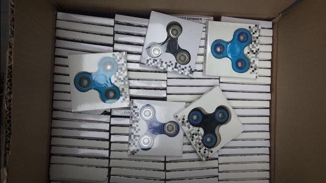 FIDGET-SPINNER