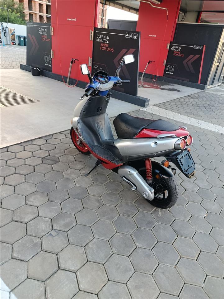 aprila-sr50