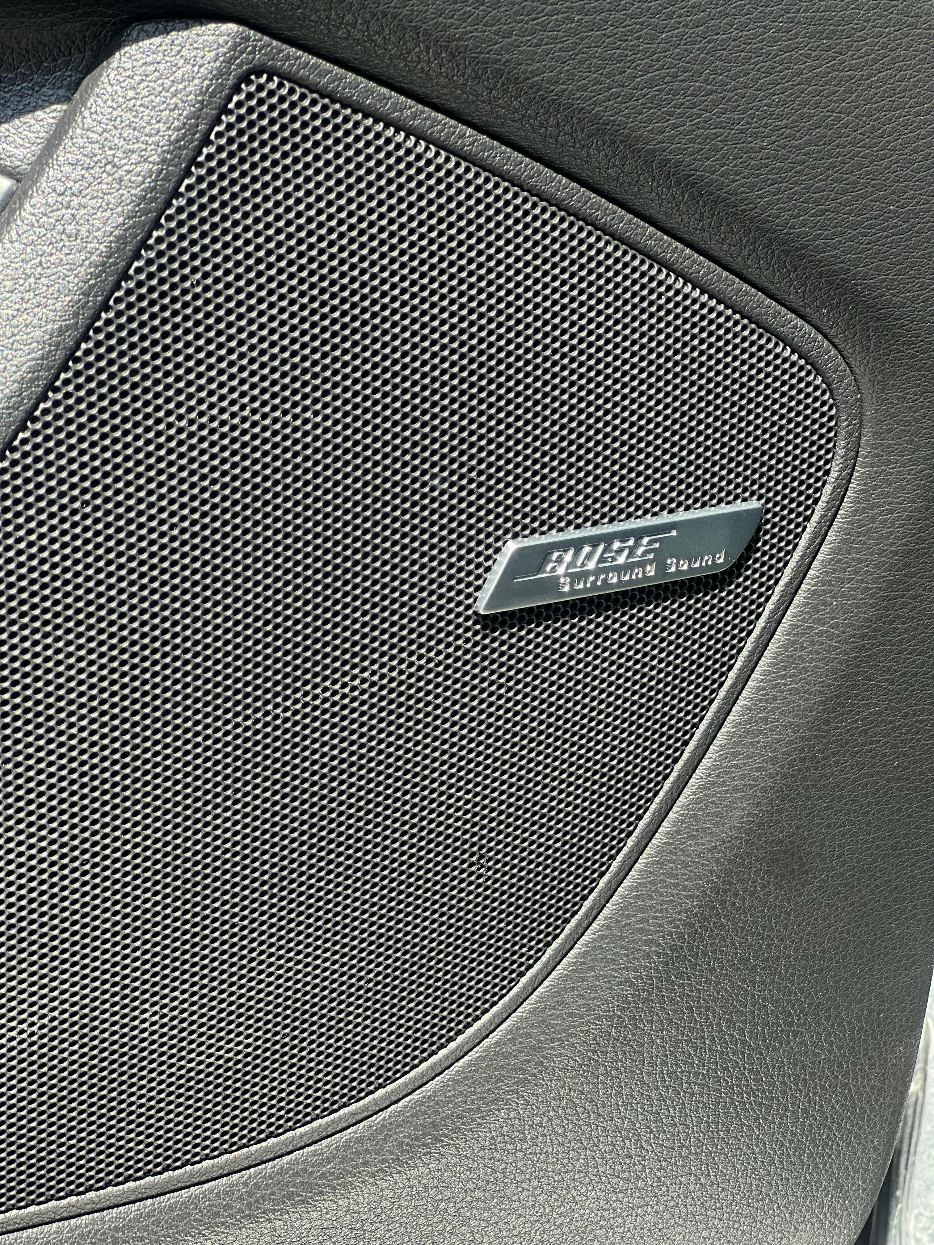 Audi-q7-2011