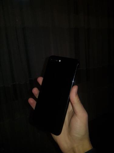 Iphone 7 plus jet black 128giga 