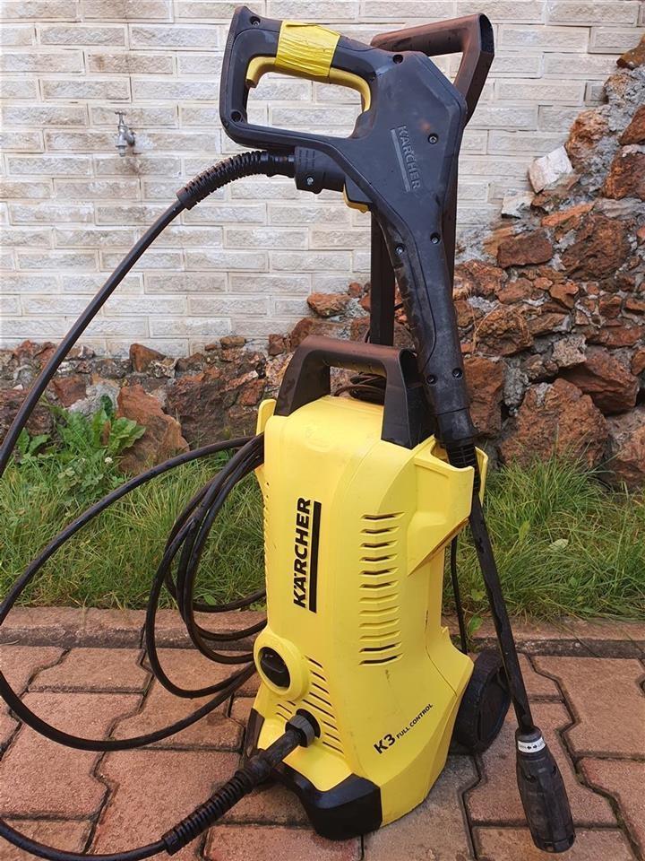 AUTOLARJE-E-TIPIT-KARCHER-K-3-nga-Gjermania