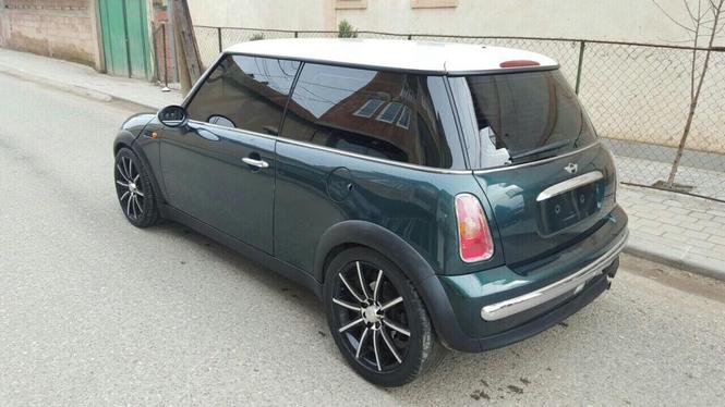 Shes mini cooper