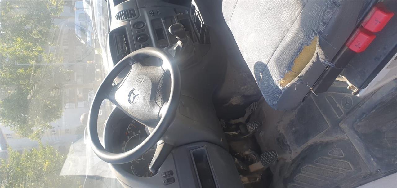 Merceses-kamionet-