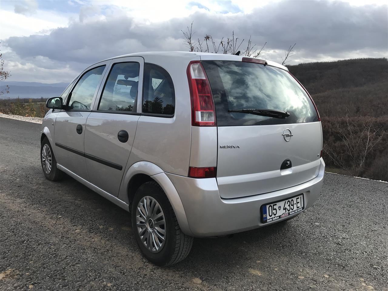 U-shit-2000-Opel-Meriva