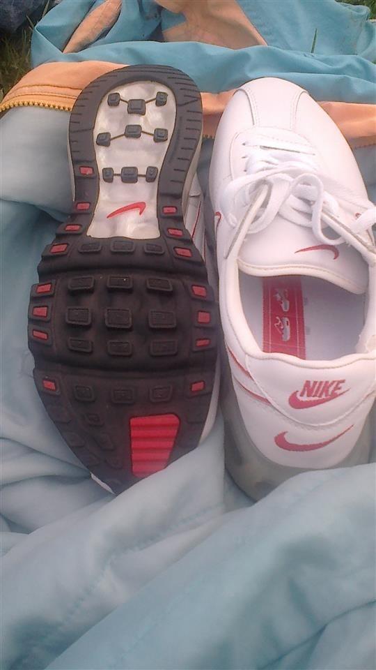 nikee-
