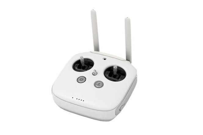 Telekomanda e Phantom 3 advanced dhe professional