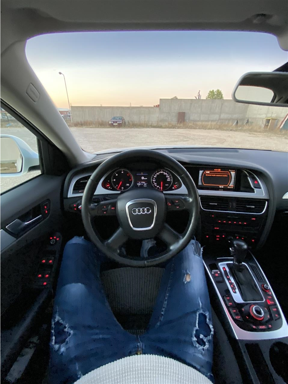 AUDI-A4-