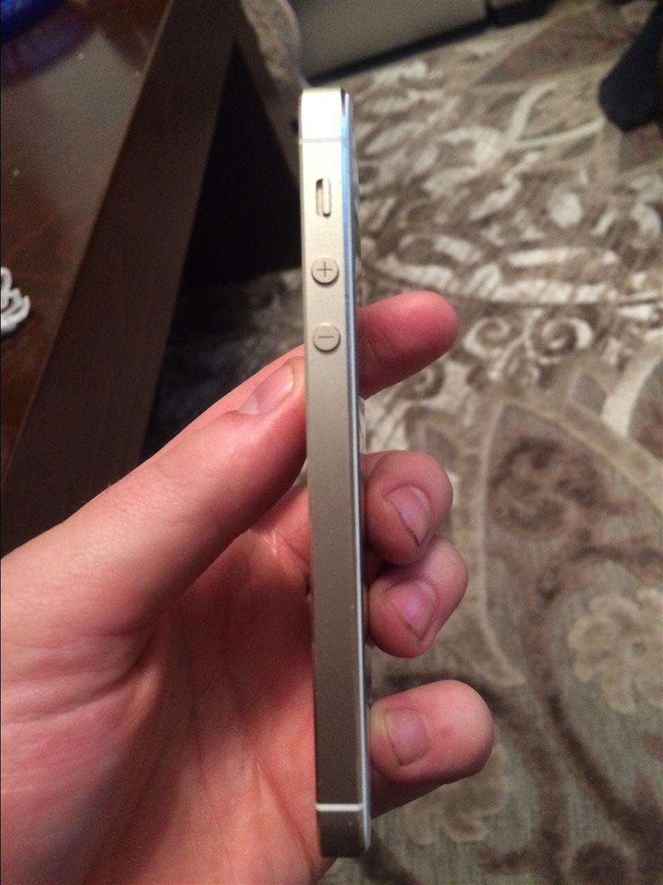 Iphone-5s-gold