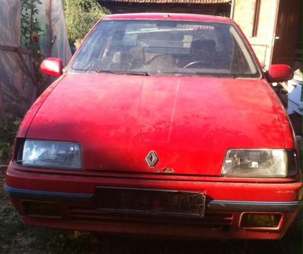 renault 19 benzin per pjes