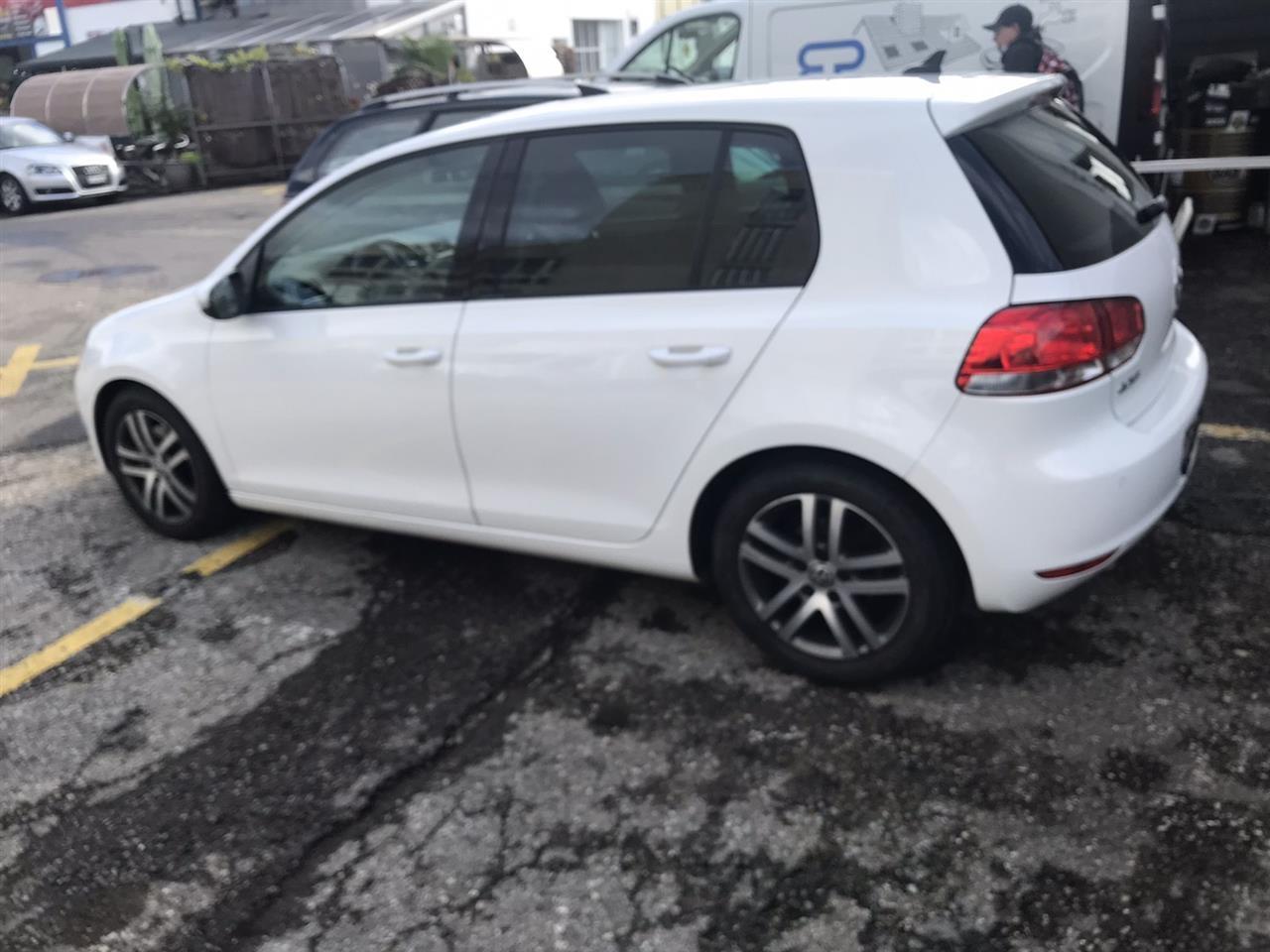 Golf-6--2012