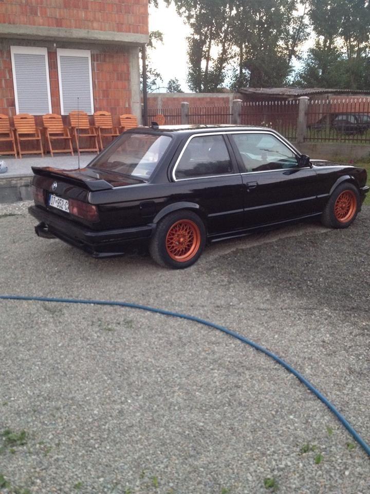 BMW-