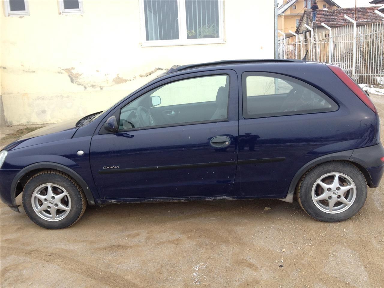 Opel-Corsa--02