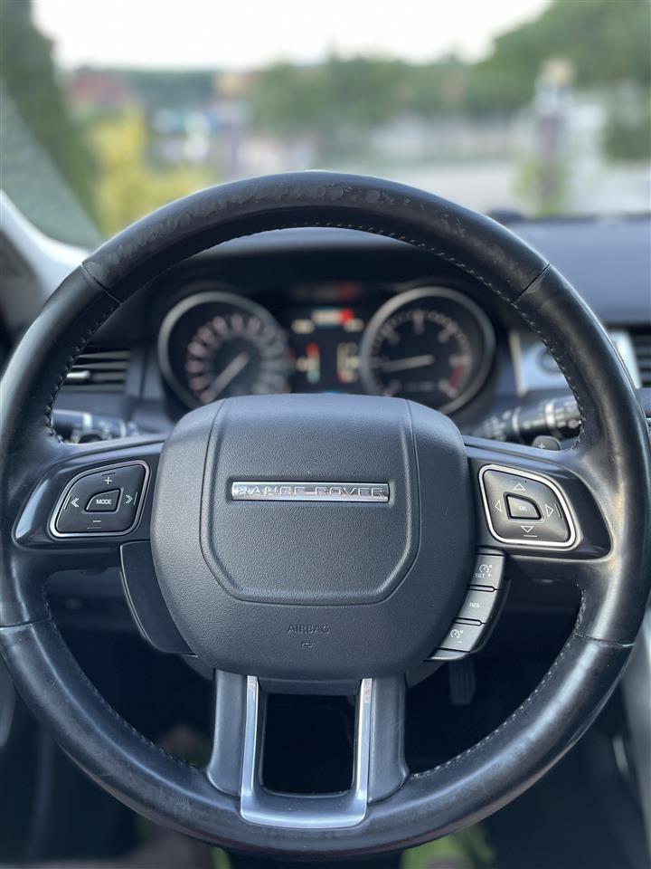 Rang-Rover-Evoque-Black-Serie