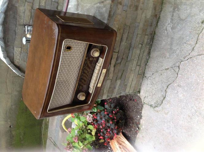 Radio e vjeter antike