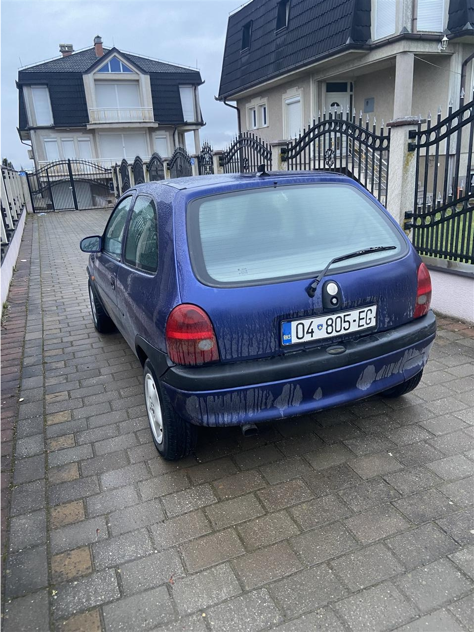 Shitet-Opel-Corsa-B