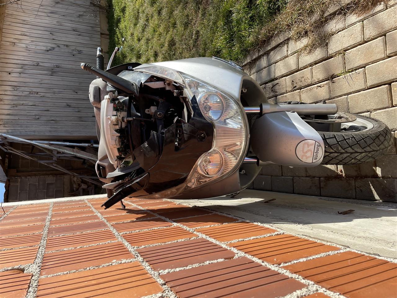 Piaggio-x8