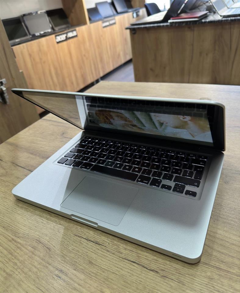 Macbook-Pro-core-i5