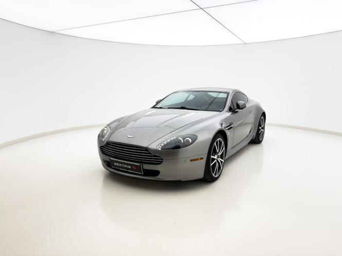 Aston Martin Vantage&#55356&#56812&#55356&#56807