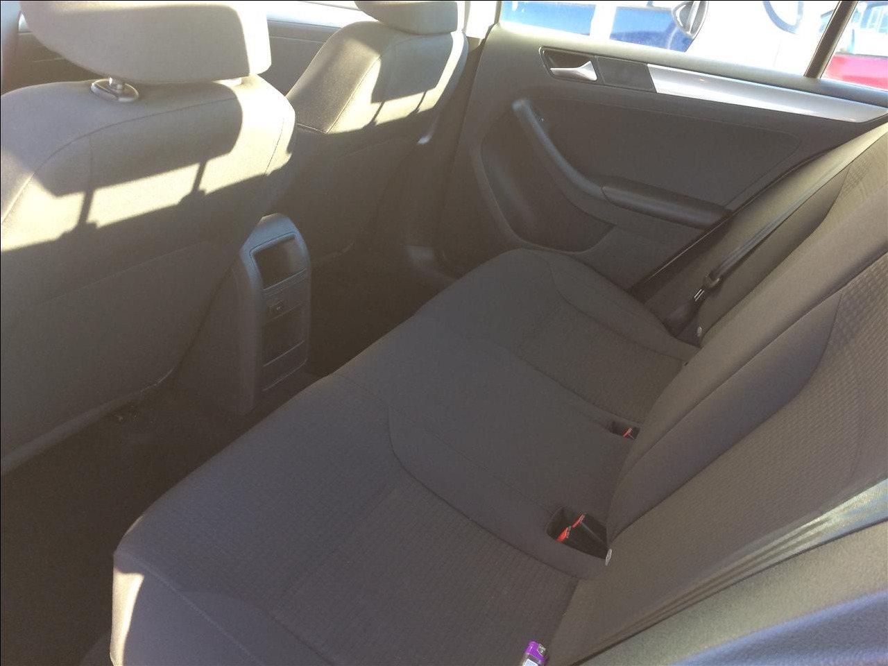 volkswagen-jetta-