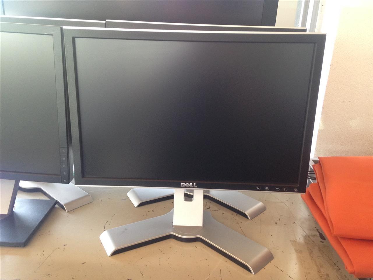 Monitora