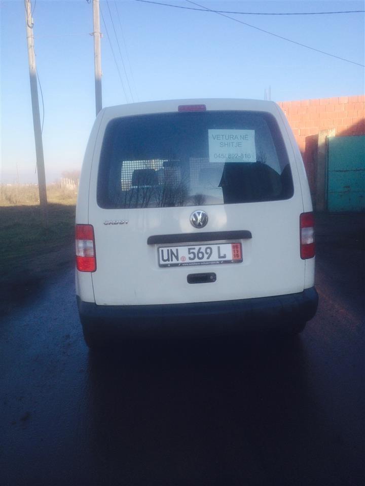 VW-Caddy--08-