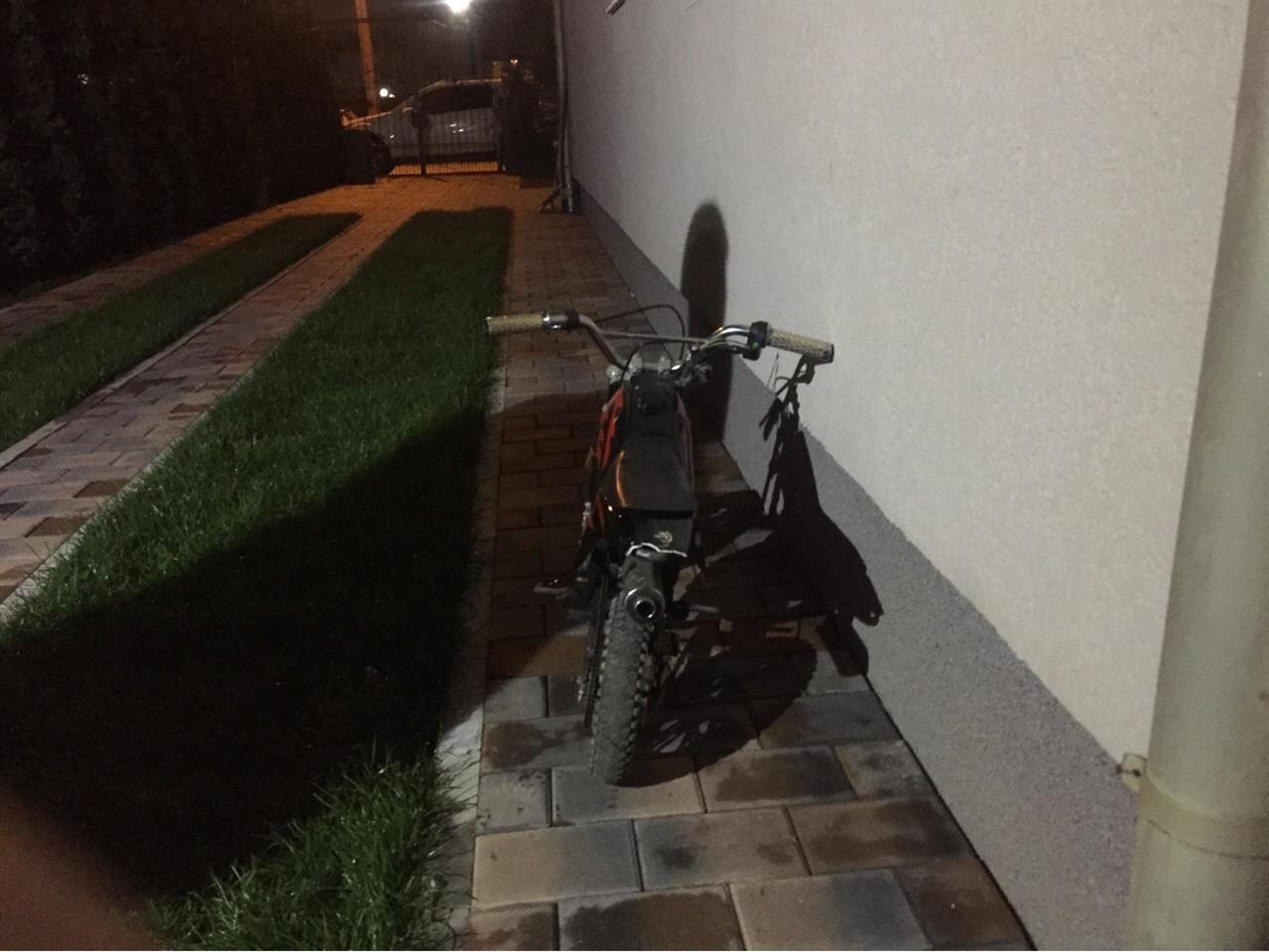 Mini-cross-