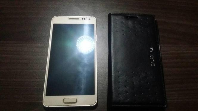 Samsung Galaxy Alpha 