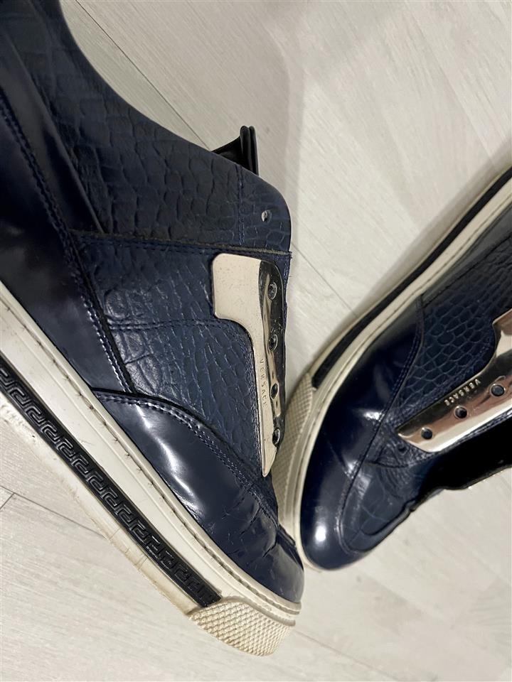 Versace-Luxory
