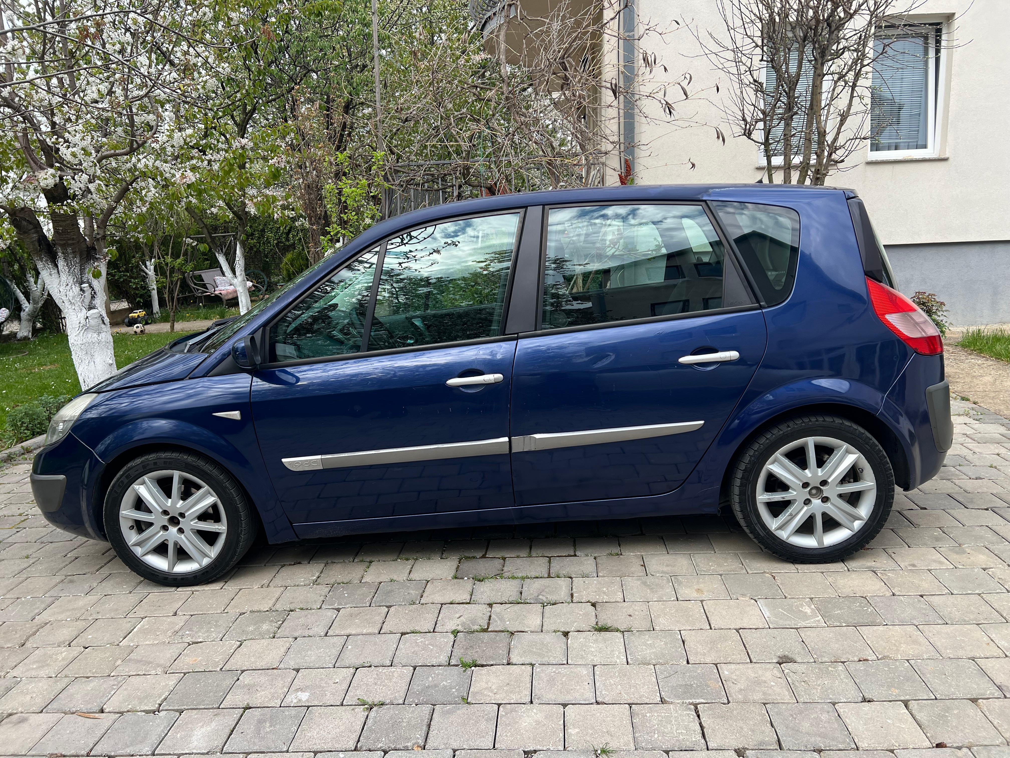 Renault-Scenic---Viti-2004---1-9-Dizelll-dci---Me-klim---Rks