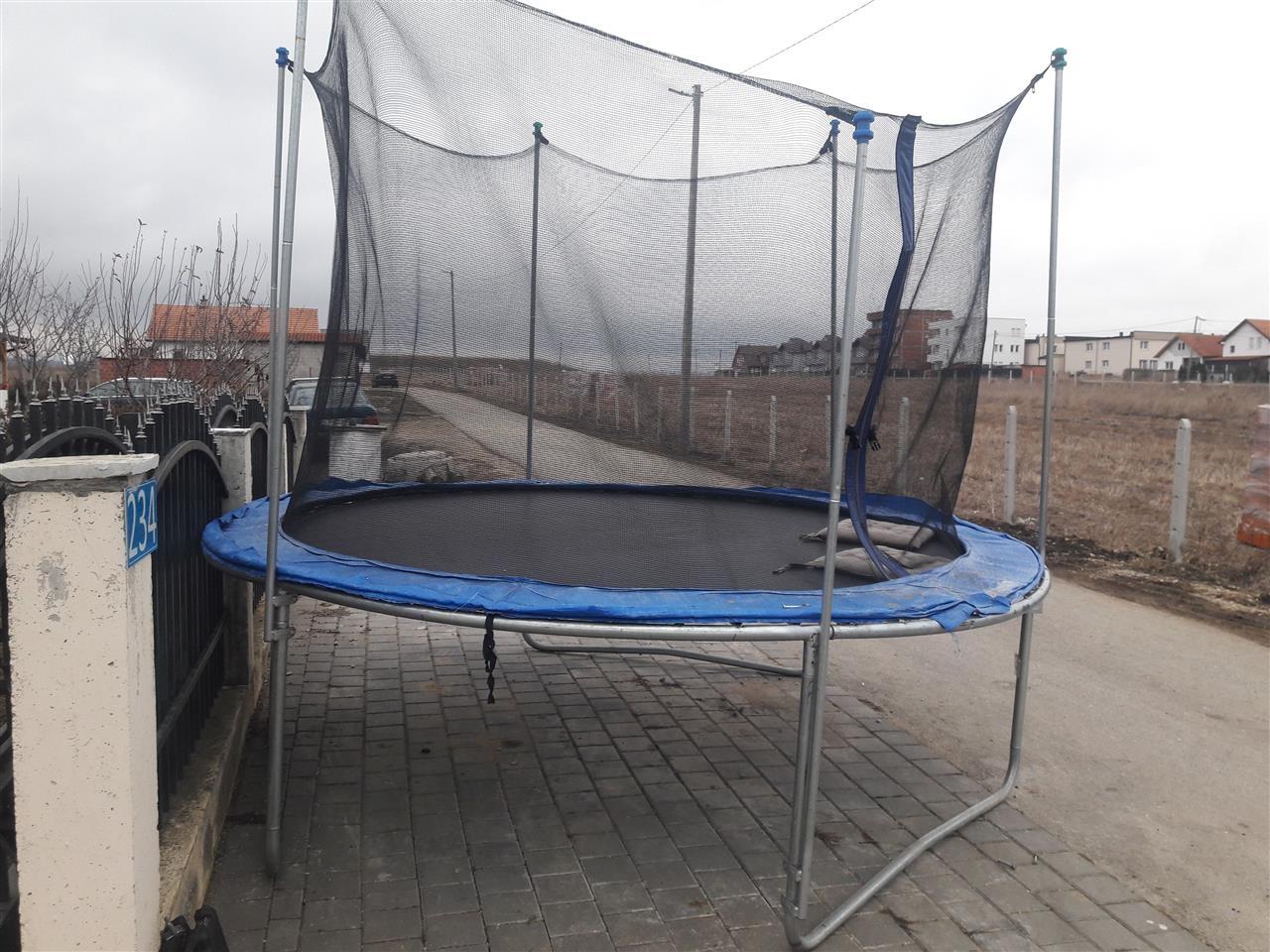 Tramboling