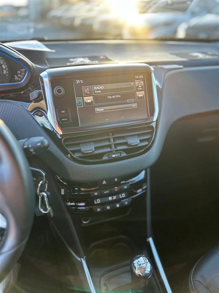 Peugeot-2008-1-6-E-HDI