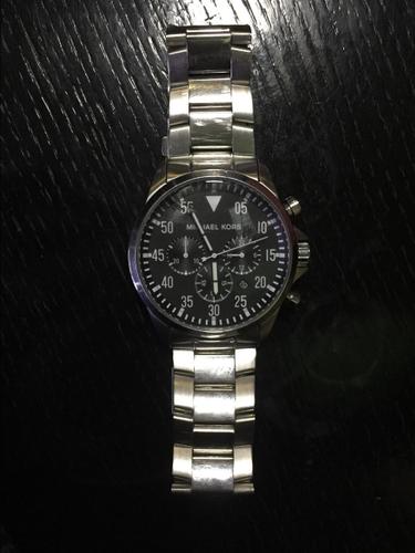 Shitet ora  michael kors