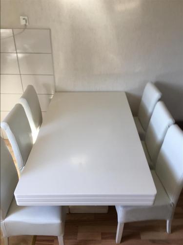 Tavolinë buke 