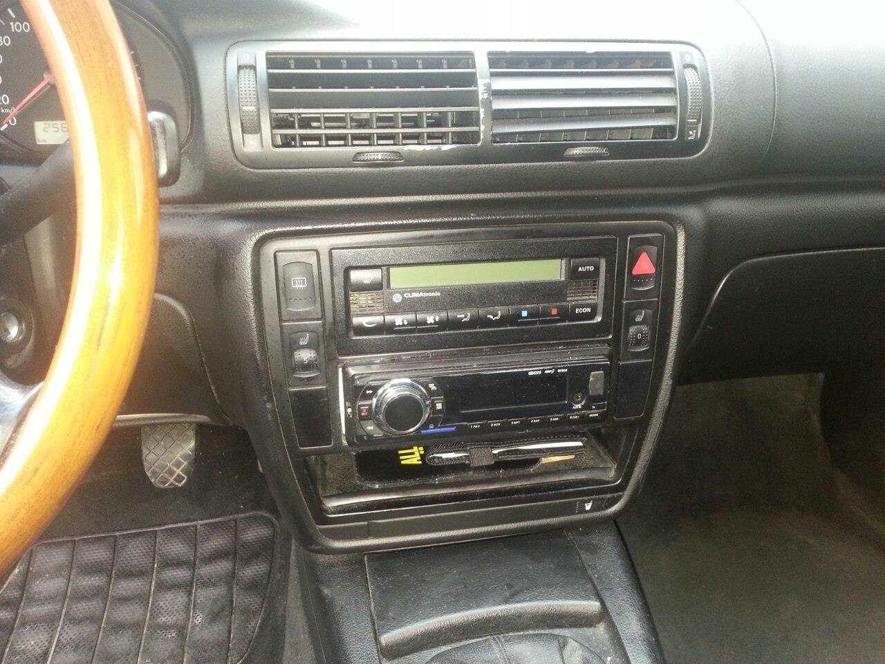 VW-PASSAT--98-