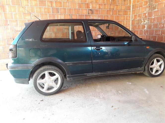 Golf 3