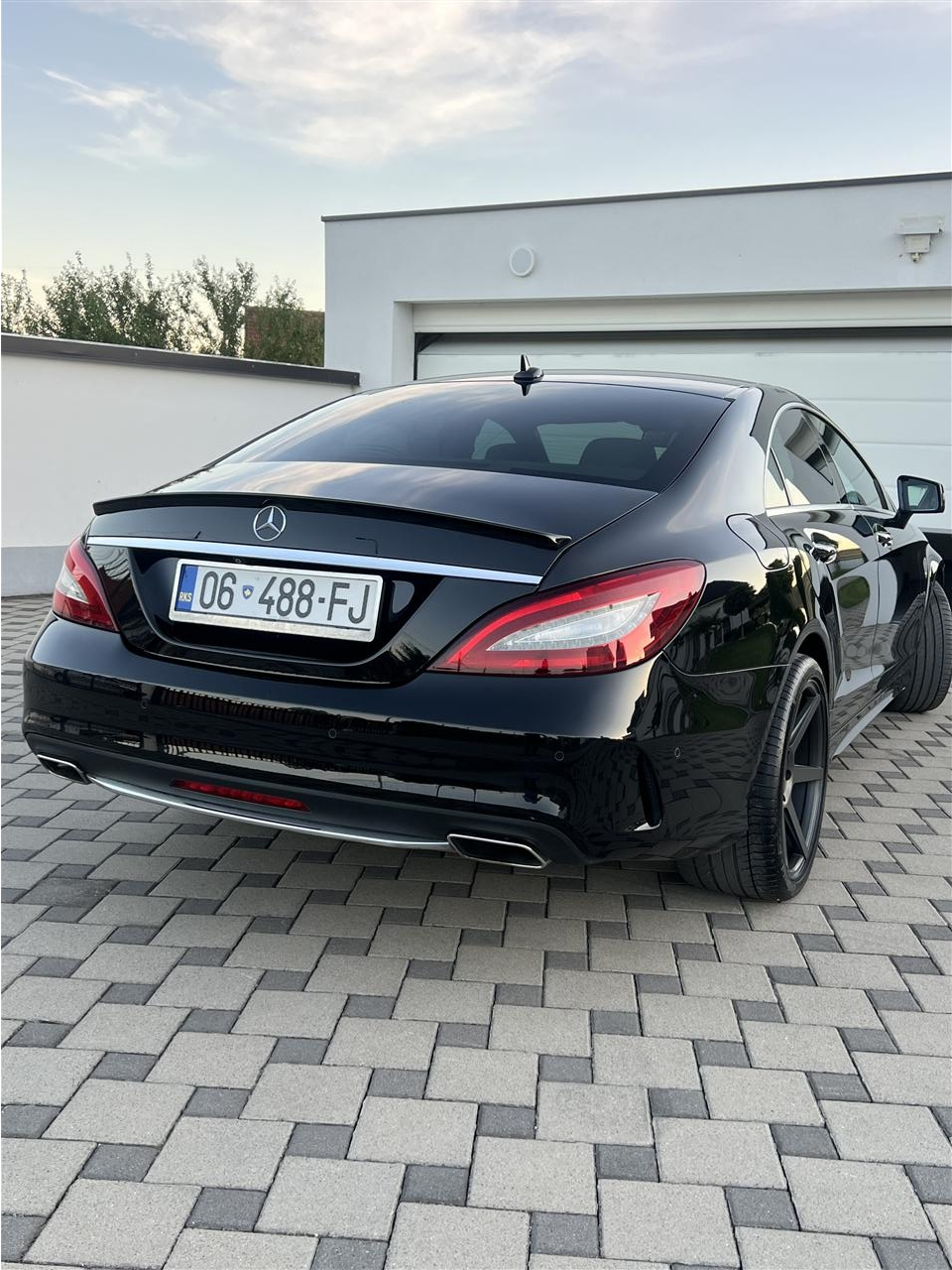 Mercedes-CLS-350-4-matic-2015-fuullopsion-per-me-shum-tel--