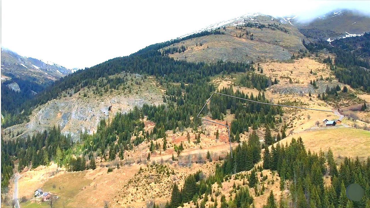 Tokë-për-Shitje-në-Koshutan--Rugovë-Pejë