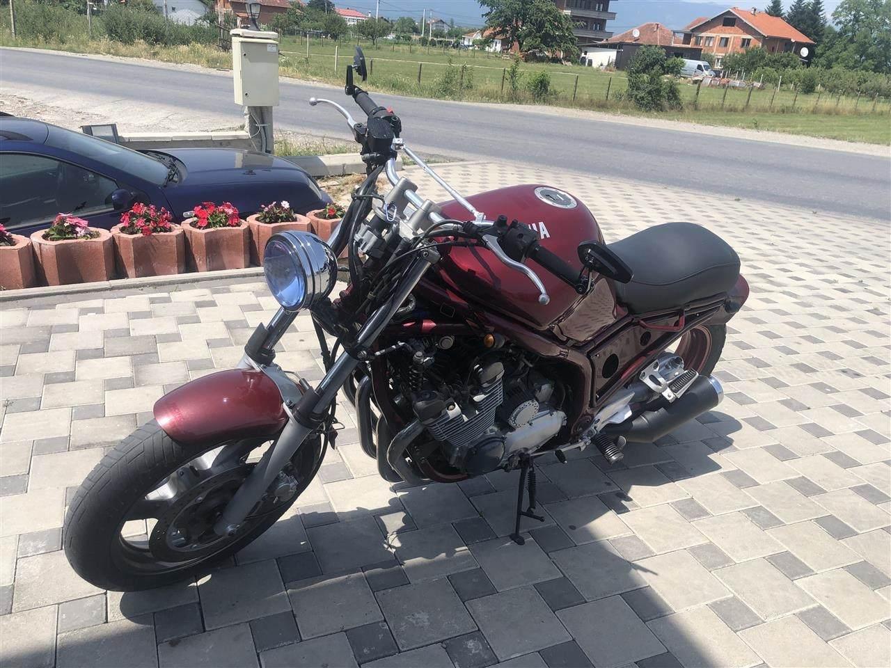 YAMAHA-XJ900