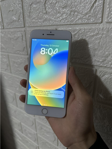 iPhone 8 plus 64Gb