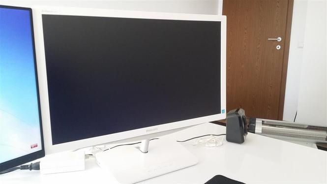 Monitor Philips 23'' LED IPS Panel